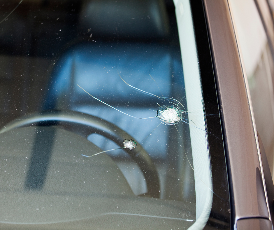 Signs That You Need a Windshield Replacement