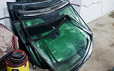 How do I know if my replacement windshield is OEM?
